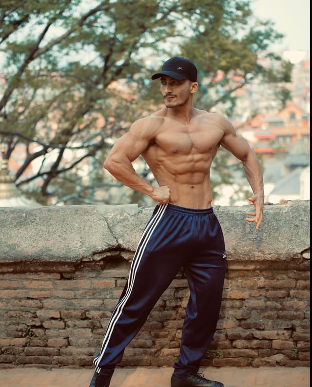 Razin Acharya